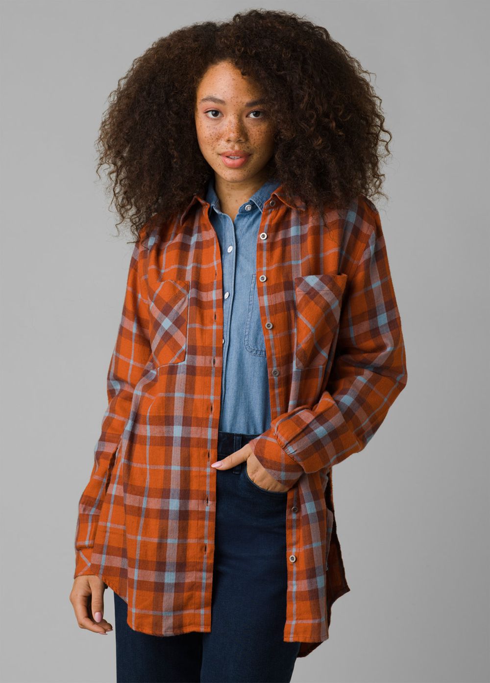 Brown Women\'s PrAna Beezly Flannel Shirts | 56348-JZLY