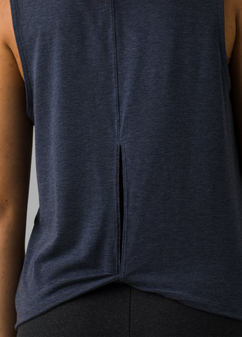 Navy Women's PrAna Rogue Sleeveless Tank Top | 62491-NJWQ