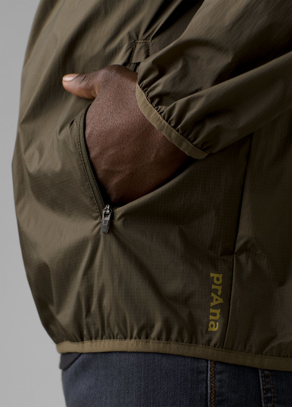 Olive Men's PrAna Transit Range Windbreaker Jackets | 83427-WZKE