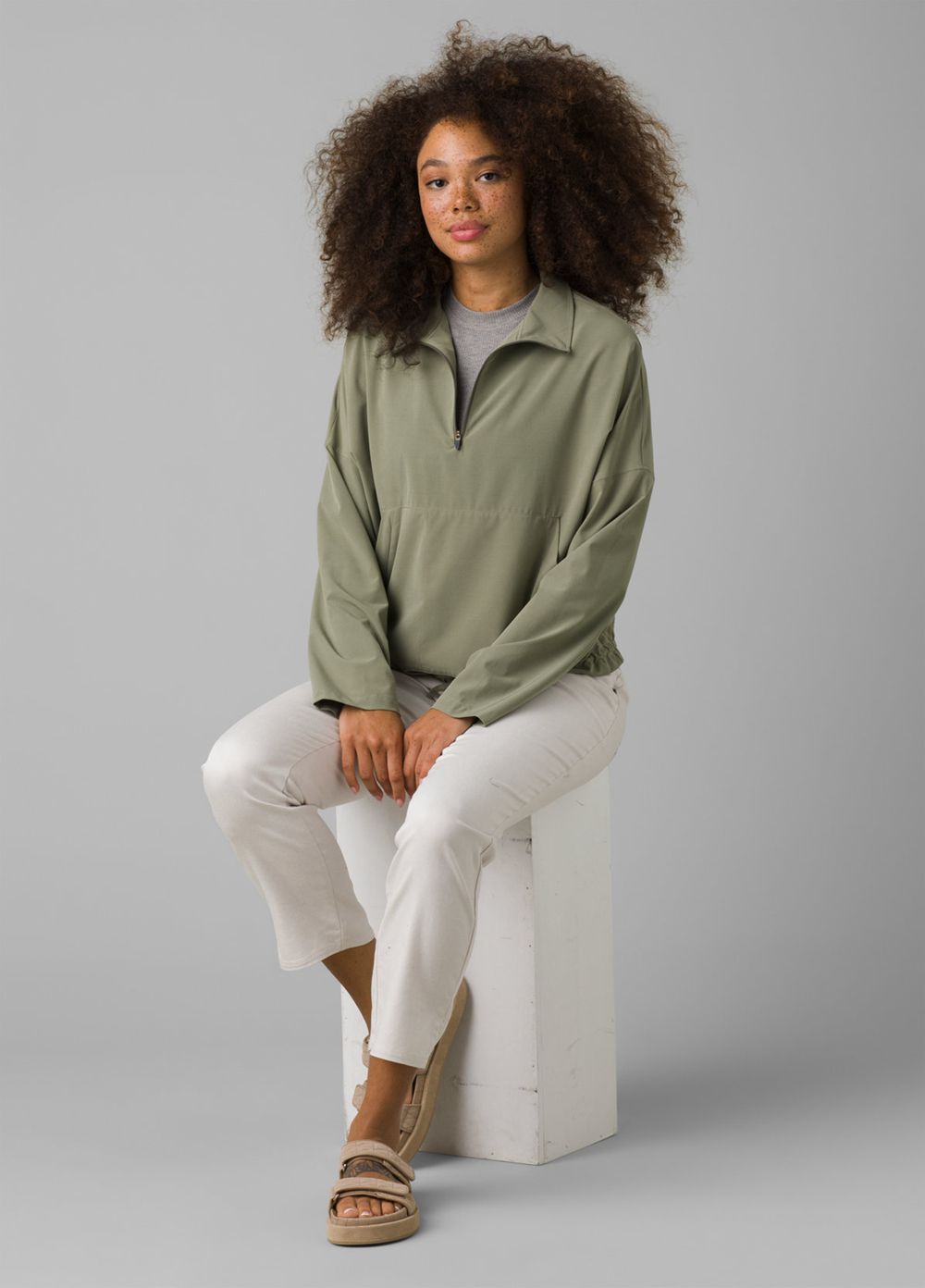 Olive Women's PrAna Railay Pullover Shirts | 36971-WCBG